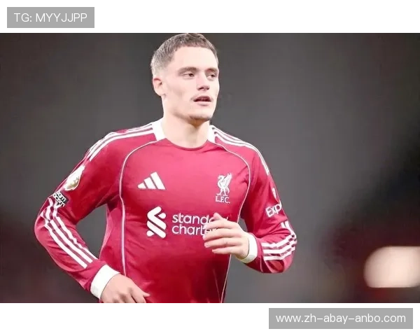 英超联赛中场球员常用的球衣号码及背后意义